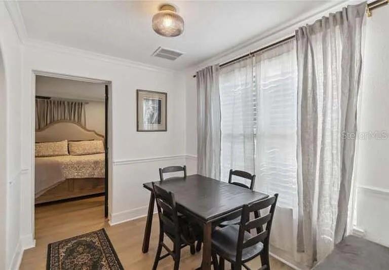 LAKE BARTON SHORES - Residential Lease