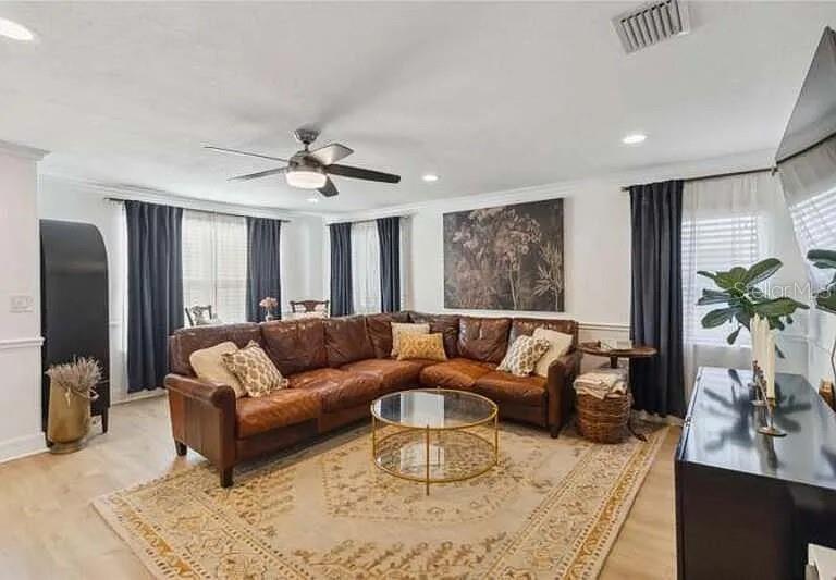 LAKE BARTON SHORES - Residential Lease