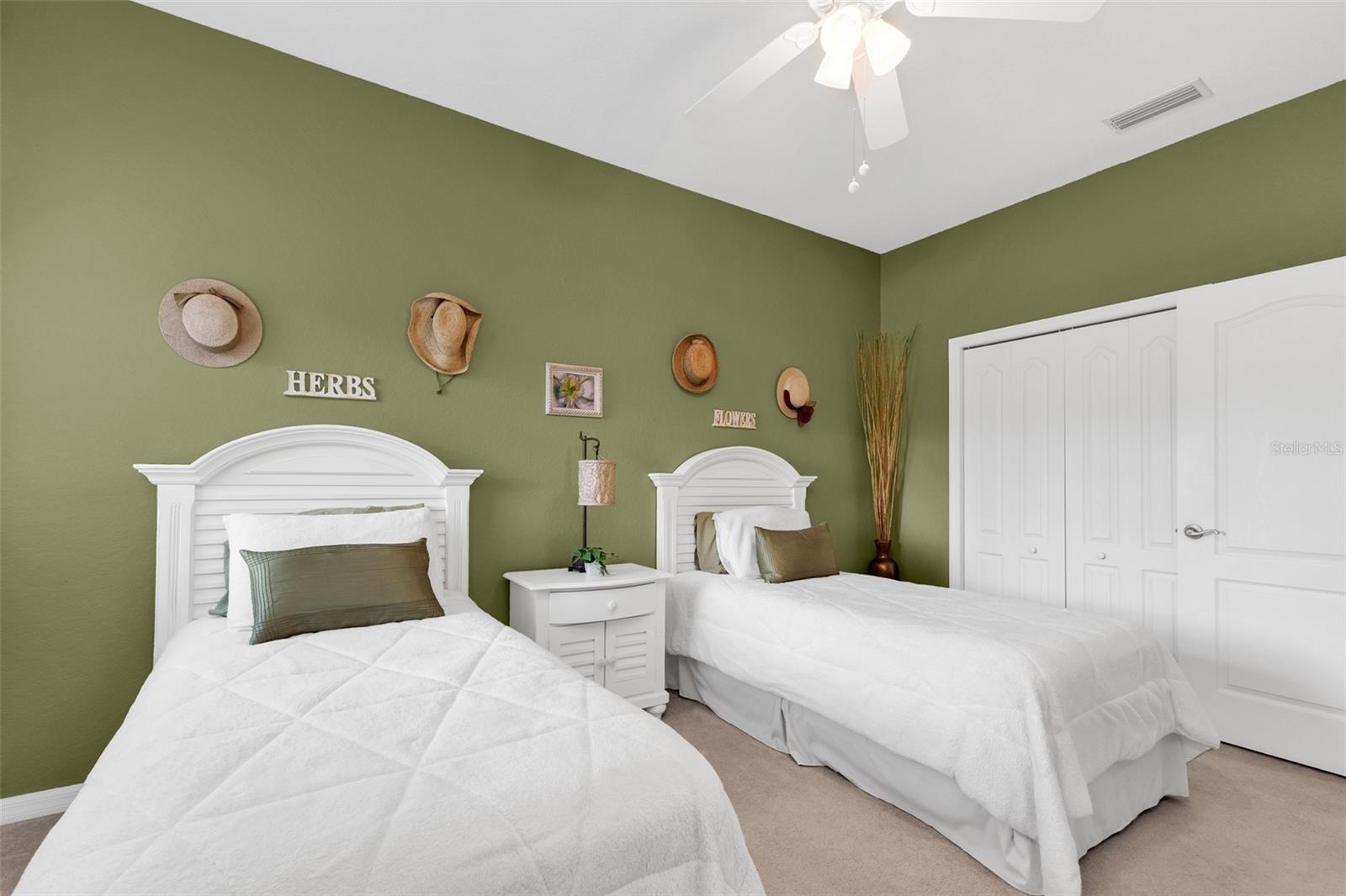 STONEYBROOK AT VENICE - Residential