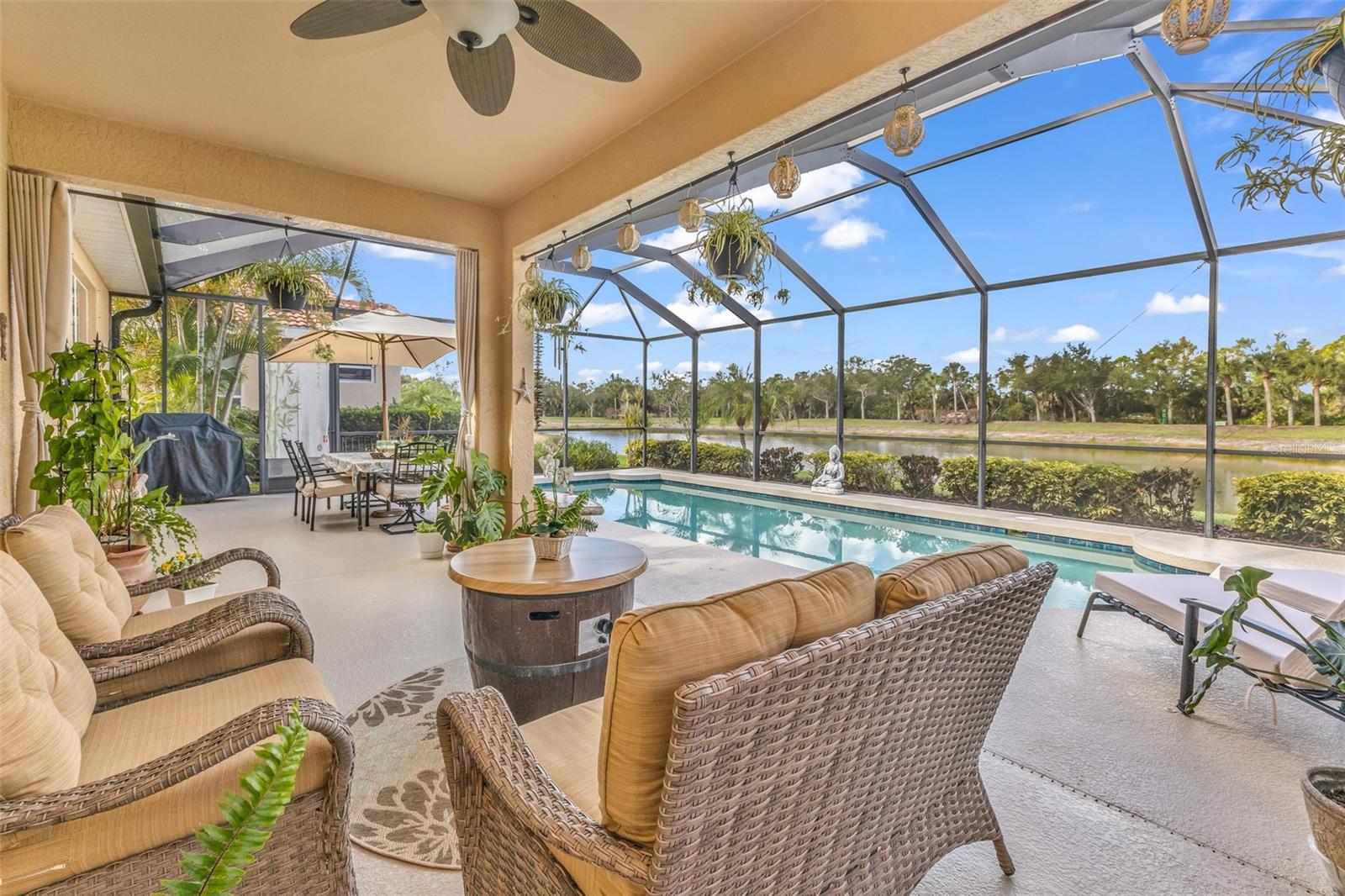 STONEYBROOK AT VENICE - Residential