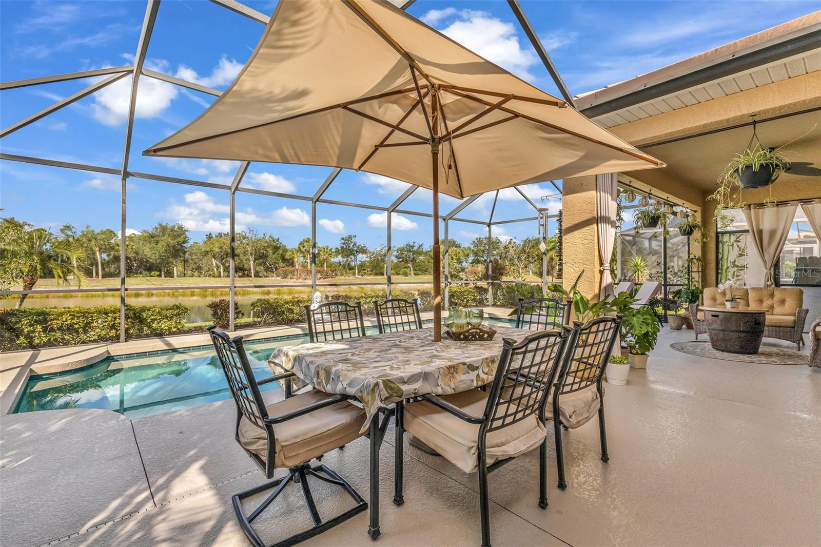 STONEYBROOK AT VENICE - Residential
