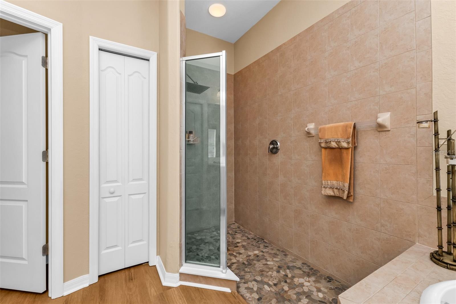 STONEYBROOK AT VENICE - Residential