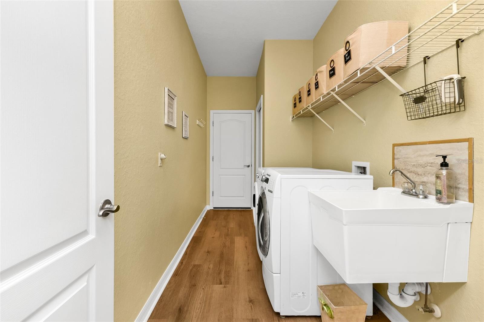 STONEYBROOK AT VENICE - Residential