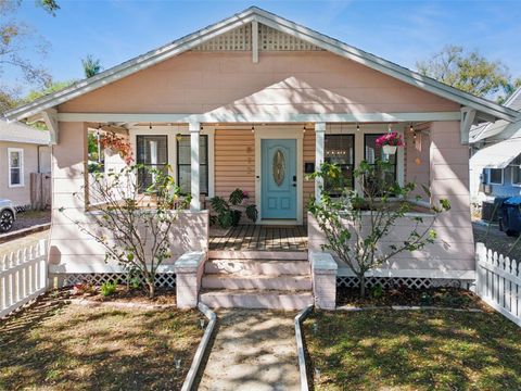 Photo of 812 E Paris Street, Tampa, FL 33604 (MLS # O6391972)