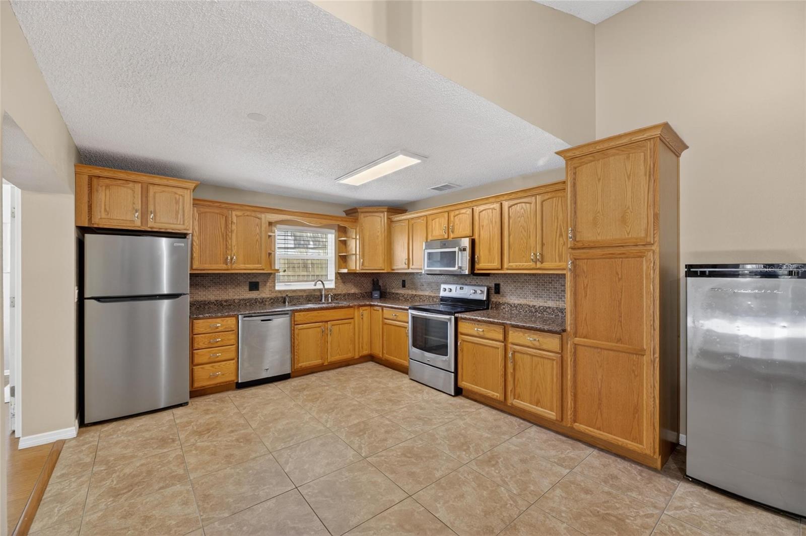 PEPPERMILL AT PROVIDENCE LAKES - Residential