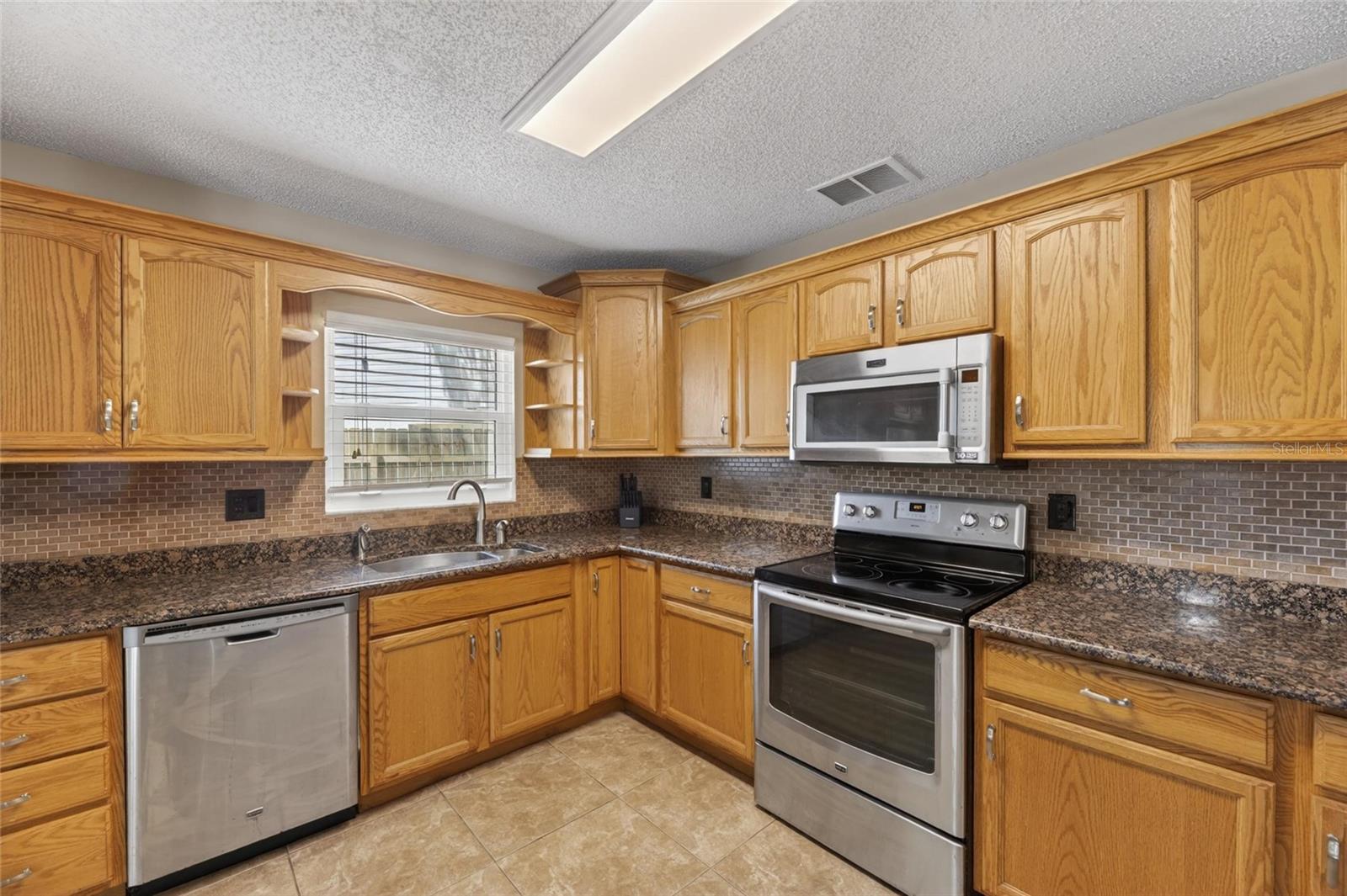 PEPPERMILL AT PROVIDENCE LAKES - Residential