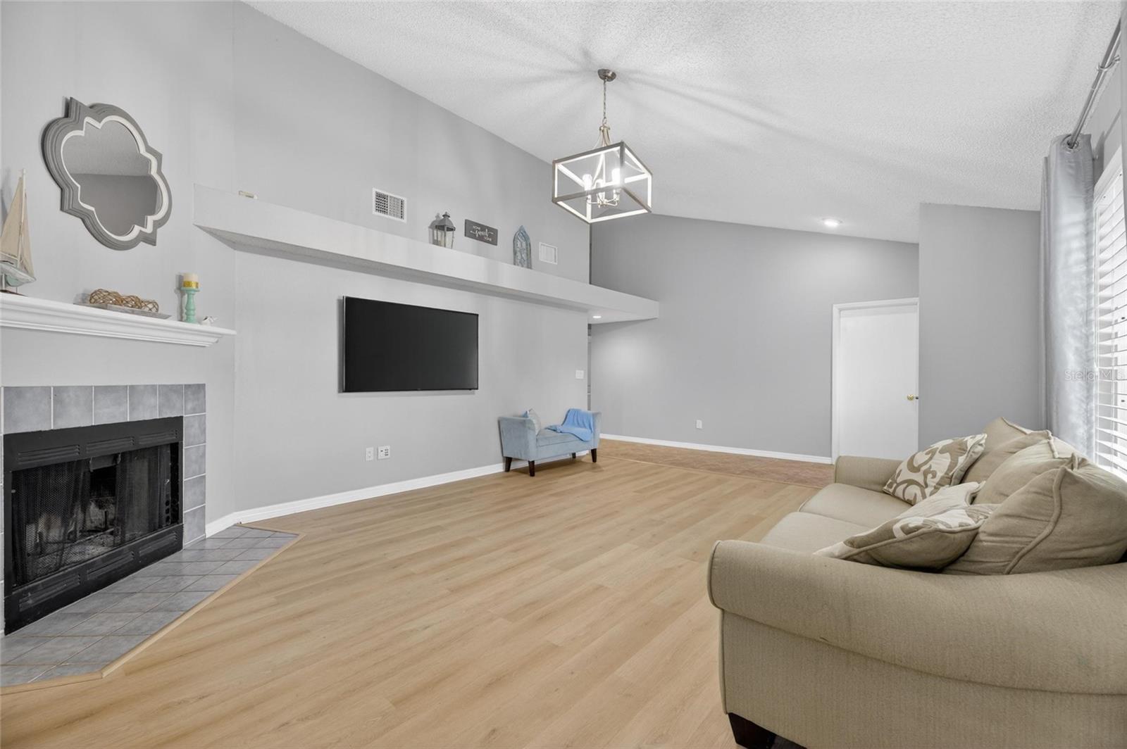 PEPPERMILL AT PROVIDENCE LAKES - Residential
