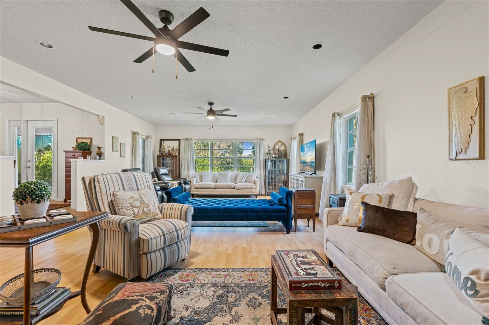 MARINELAND - Residential