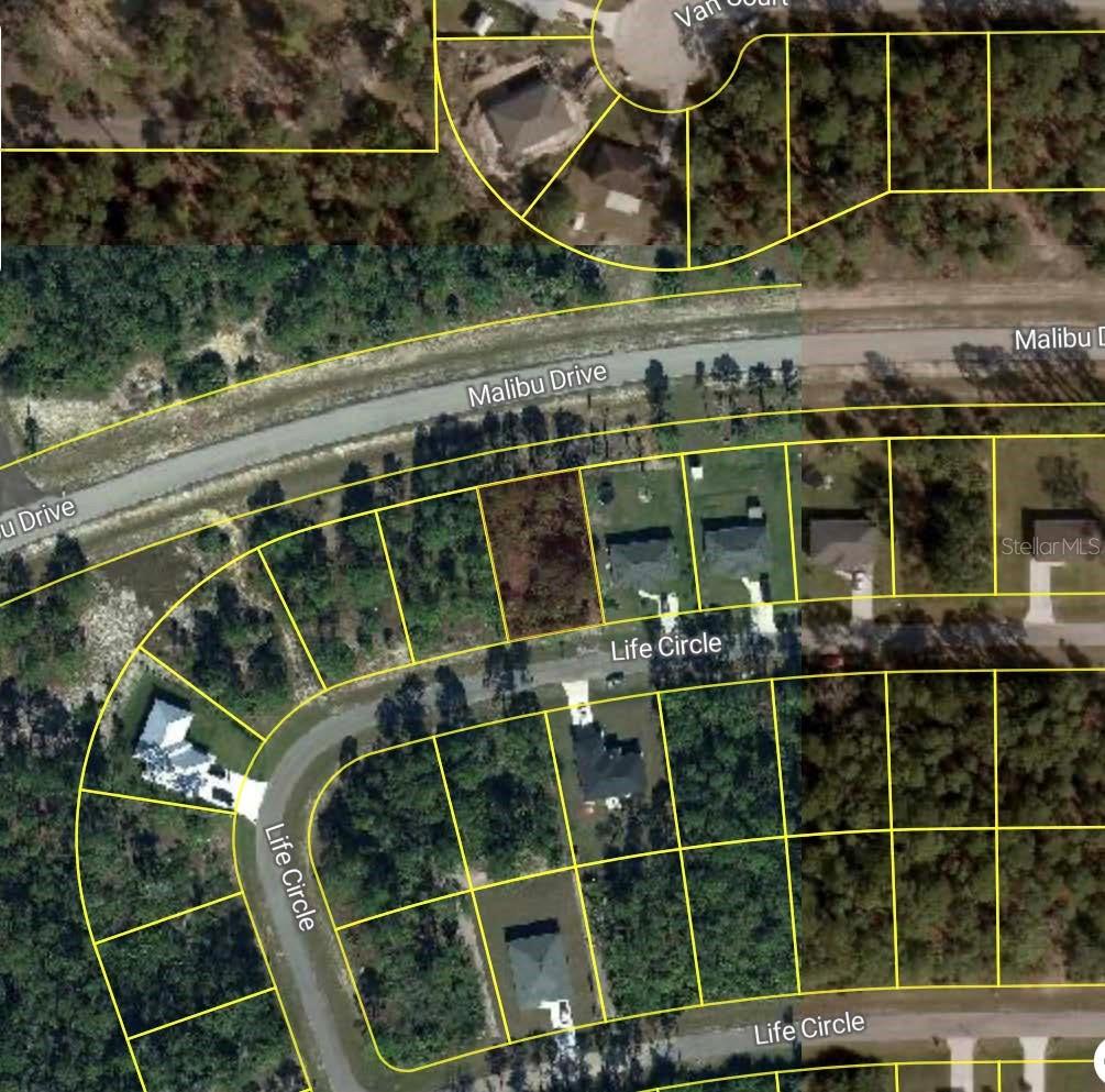 PORT LA BELLE - Land