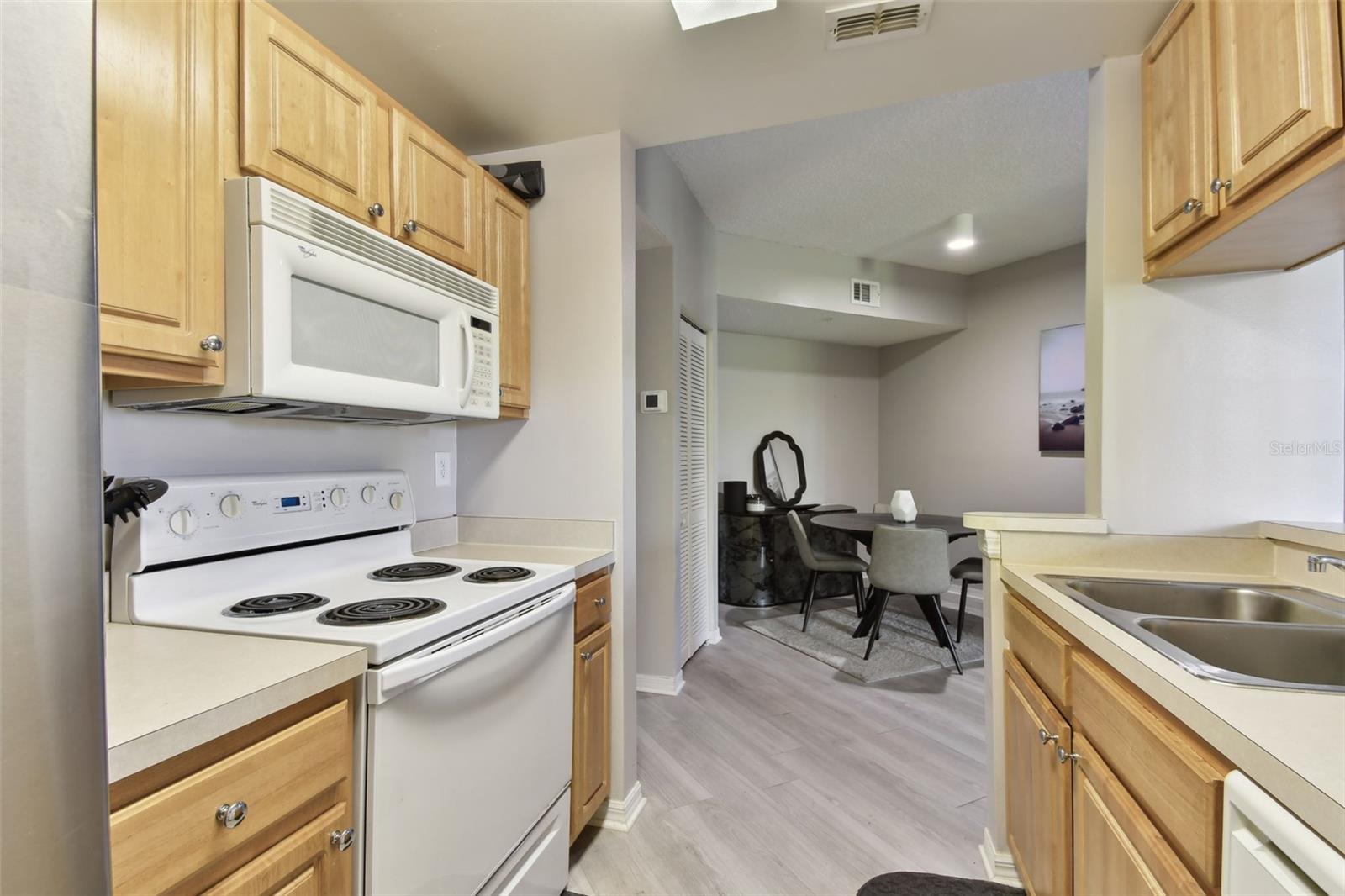 LAS PALMAS OF SARASOTA - Residential