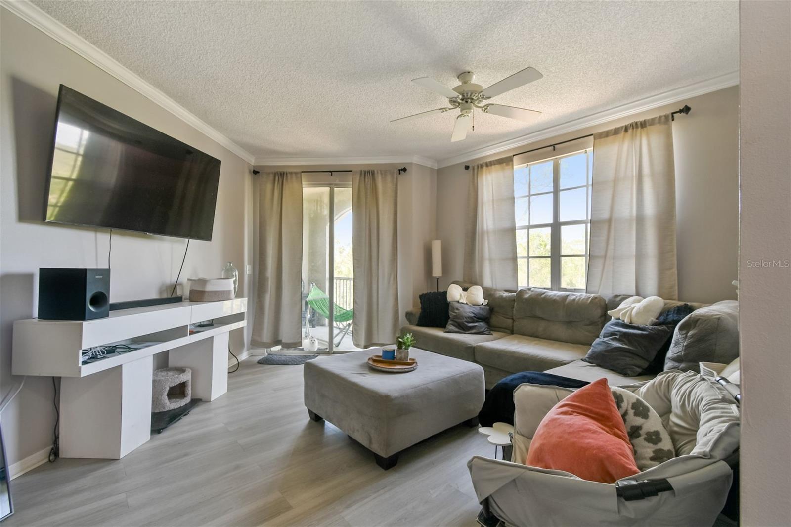 5401 BENTGRASS DRIVE 1-302