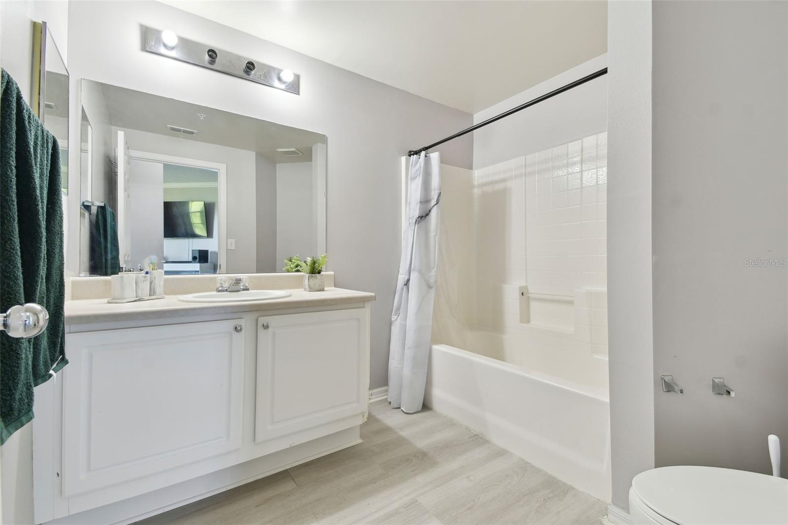 LAS PALMAS OF SARASOTA - Residential