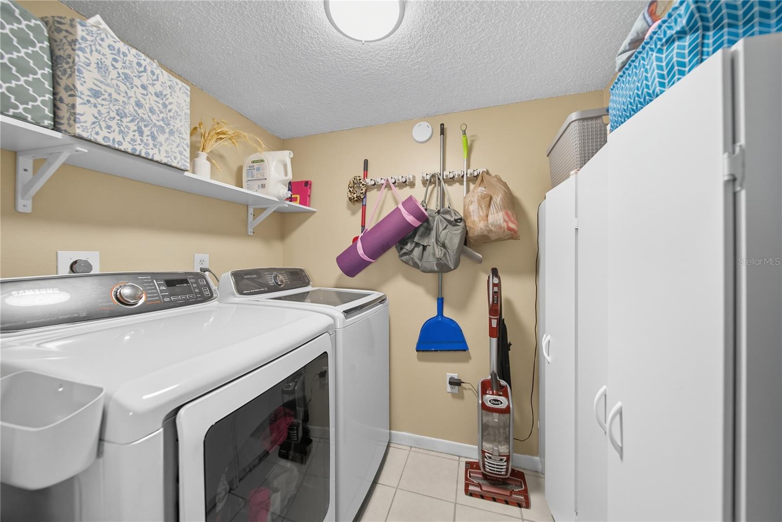 PINE RIDGE AT LAKE TARPON VILLAGE - Residential