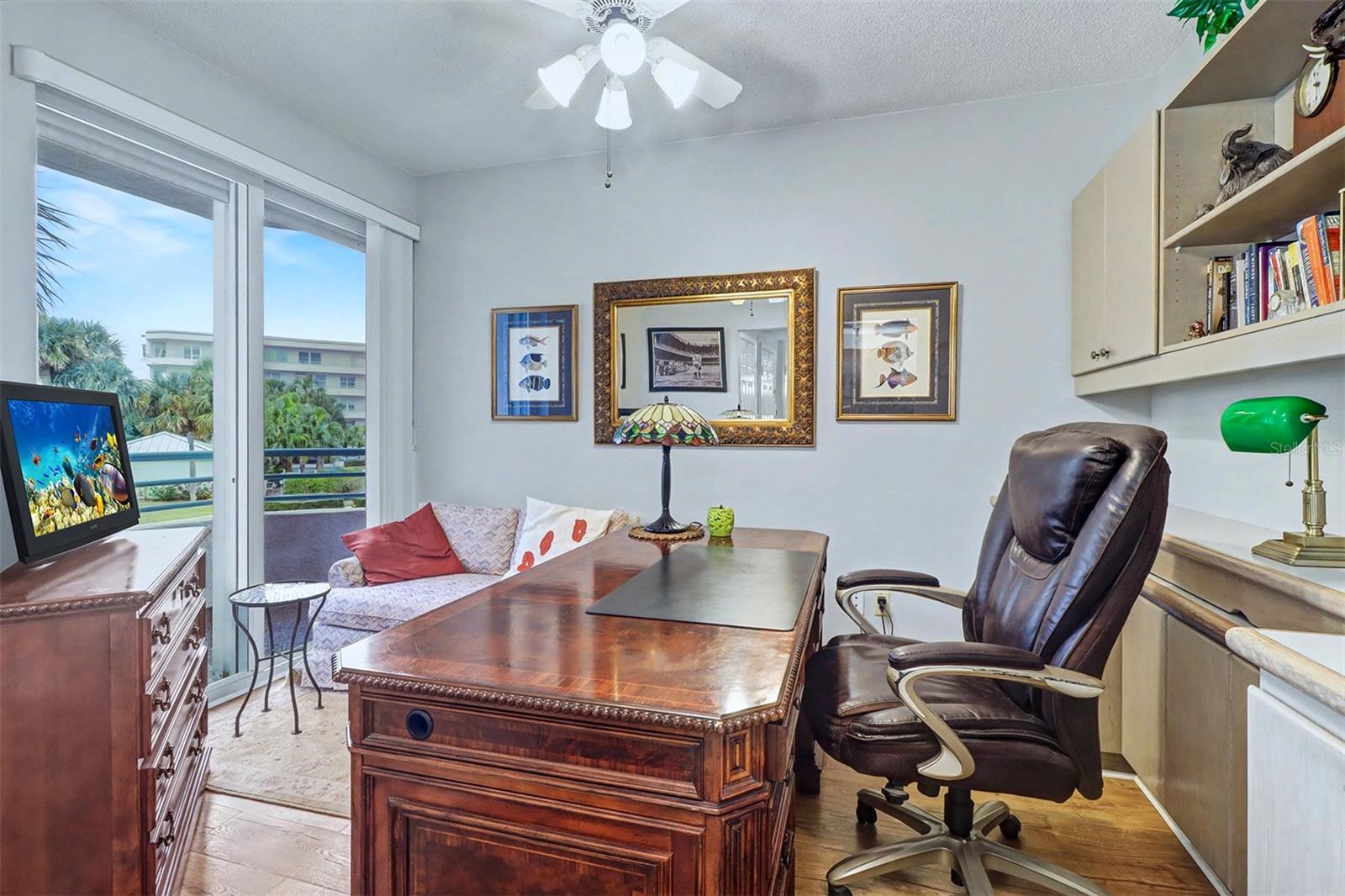 CORAL POINTE - Residential