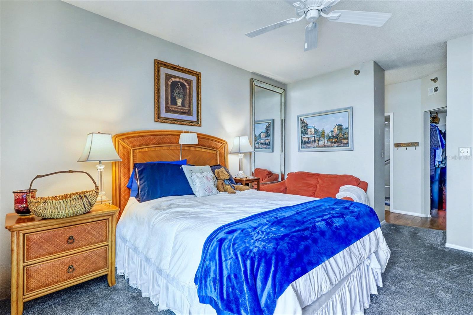 CORAL POINTE - Residential