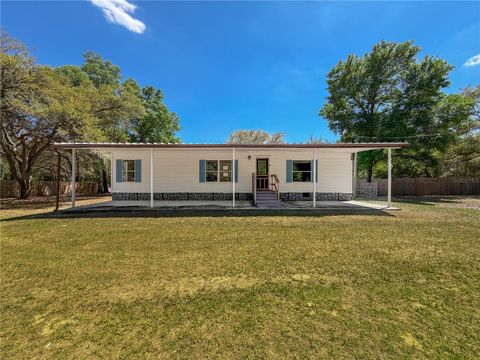 Photo of 9590 NE 78th Lane, Bronson, FL 32621 (MLS # GC540092)