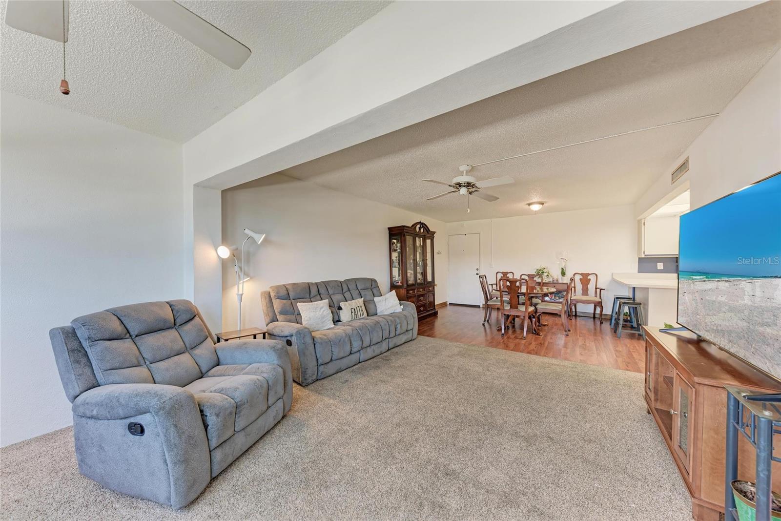 REGENCY HOUSE - Residential