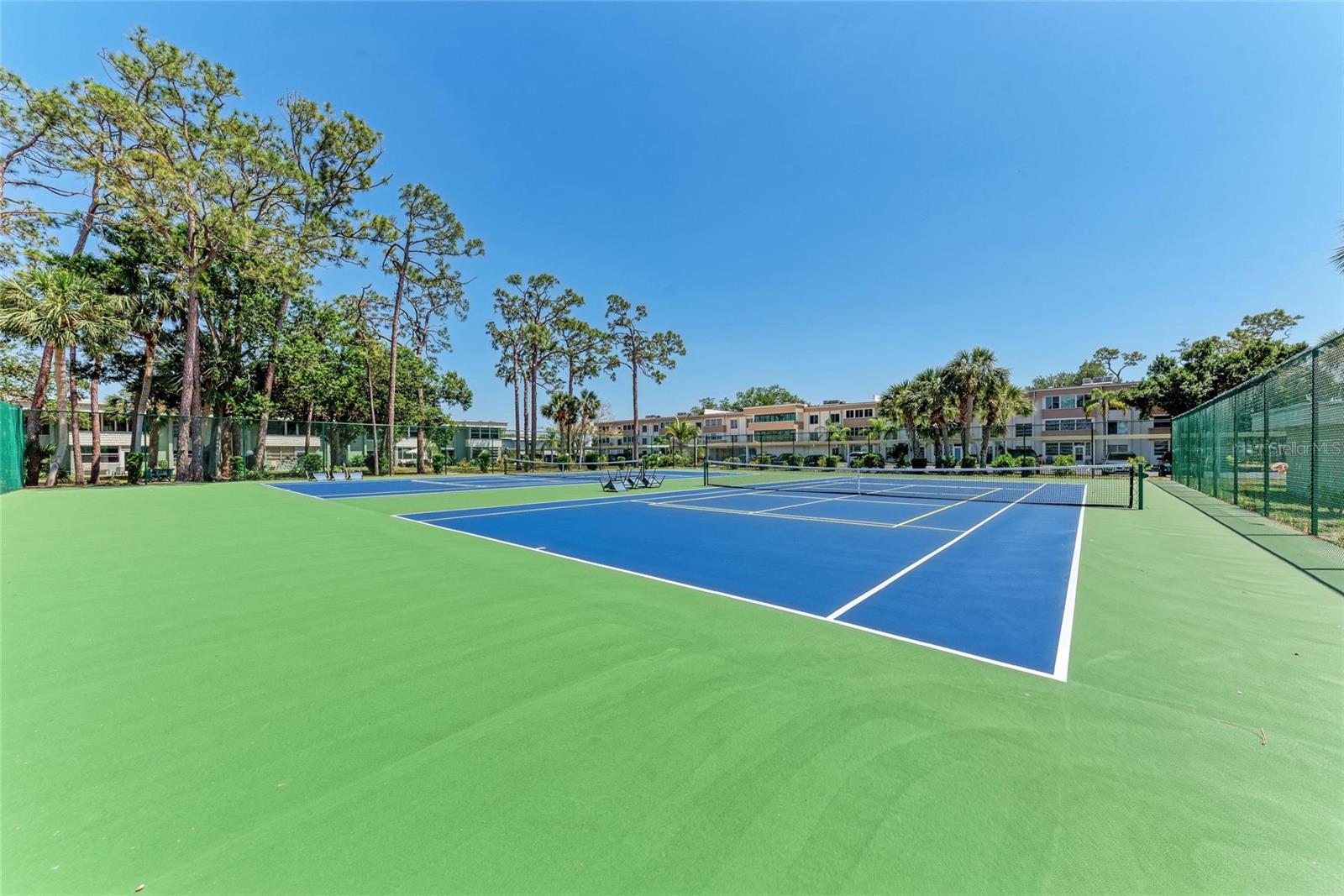 REGENCY HOUSE - Residential