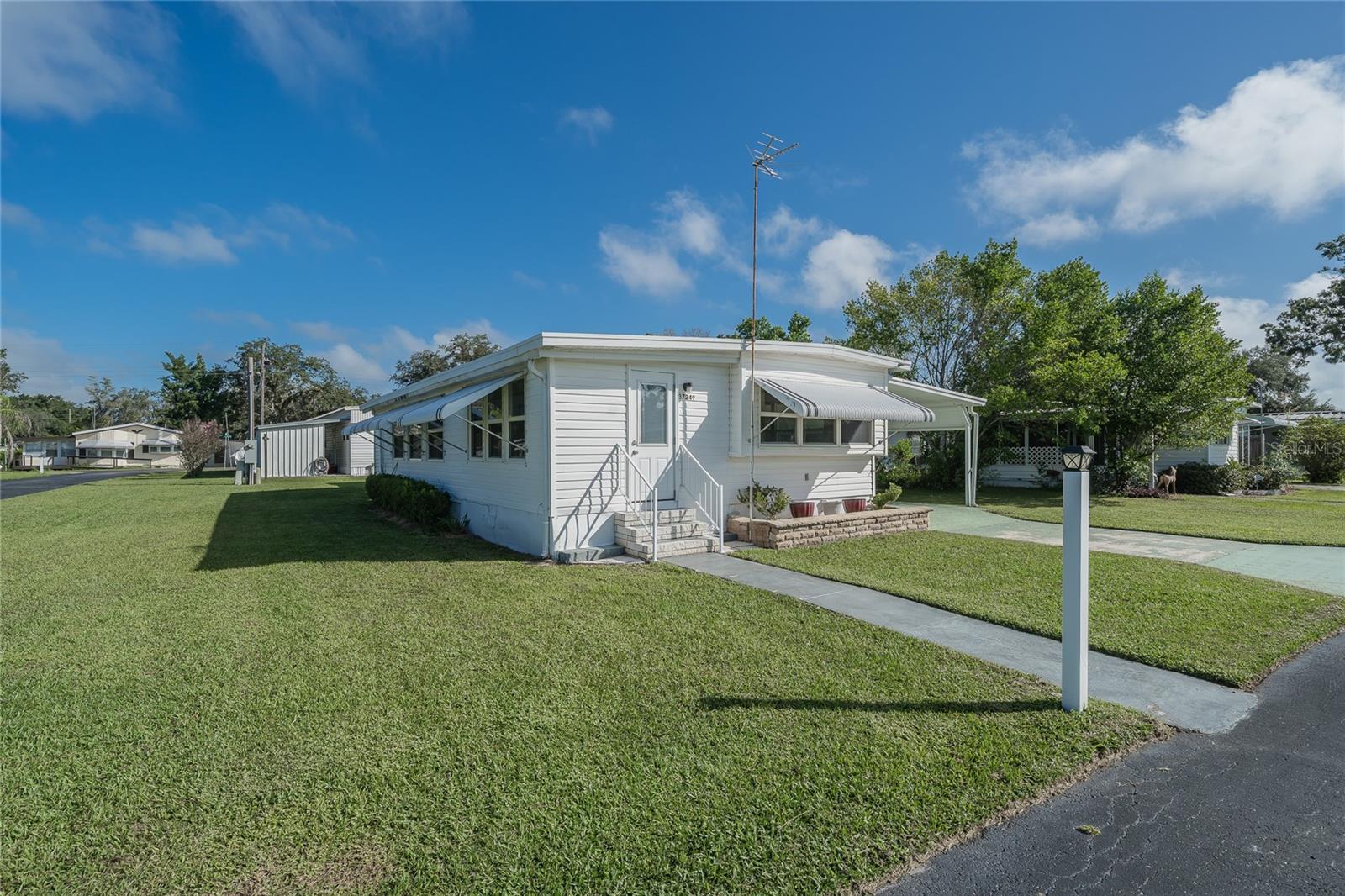 TROPICAL MOBILE PARK - Residential