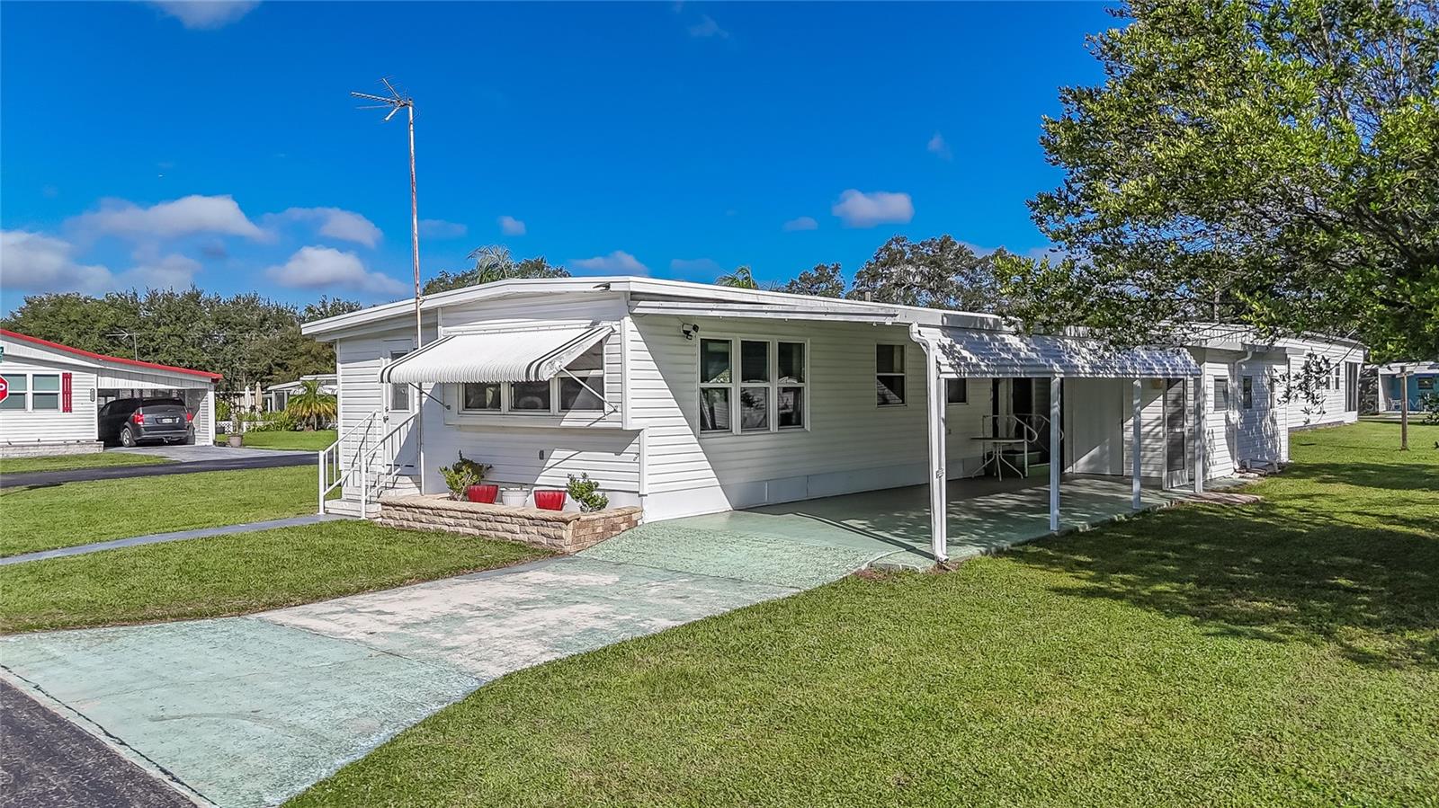 TROPICAL MOBILE PARK - Residential