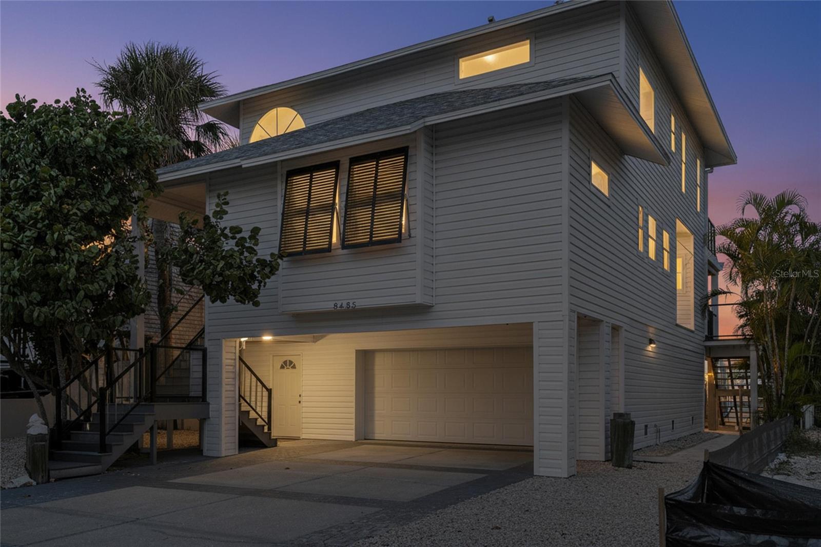 SUNSET LANDINGS - Residential