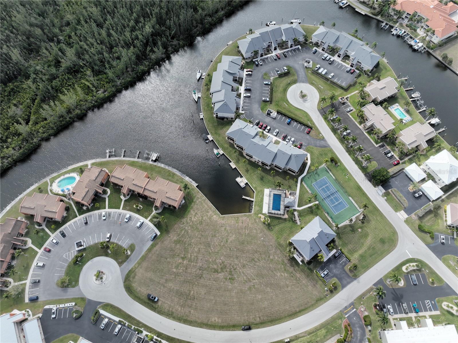 PUNTA GORDA ISLES SEC 14 - Land