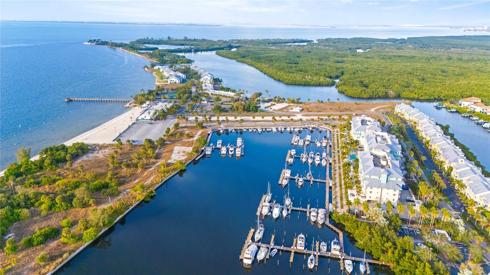 ISLAND RESORT AT MARINERS CLUB - Residential