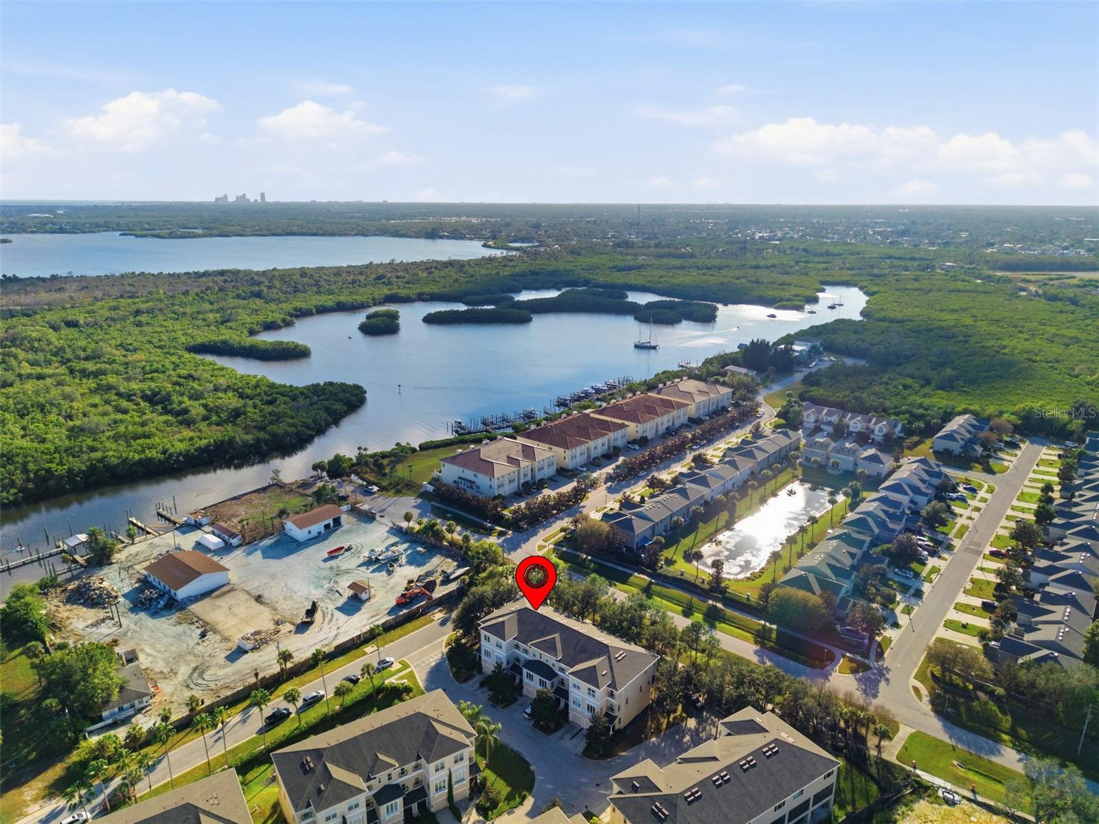 VENETIAN HARBOR - Residential