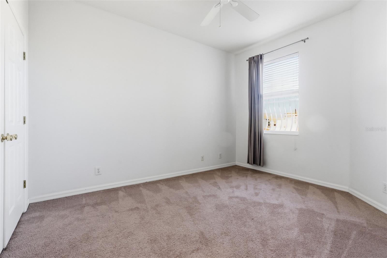 VENETIAN HARBOR - Residential