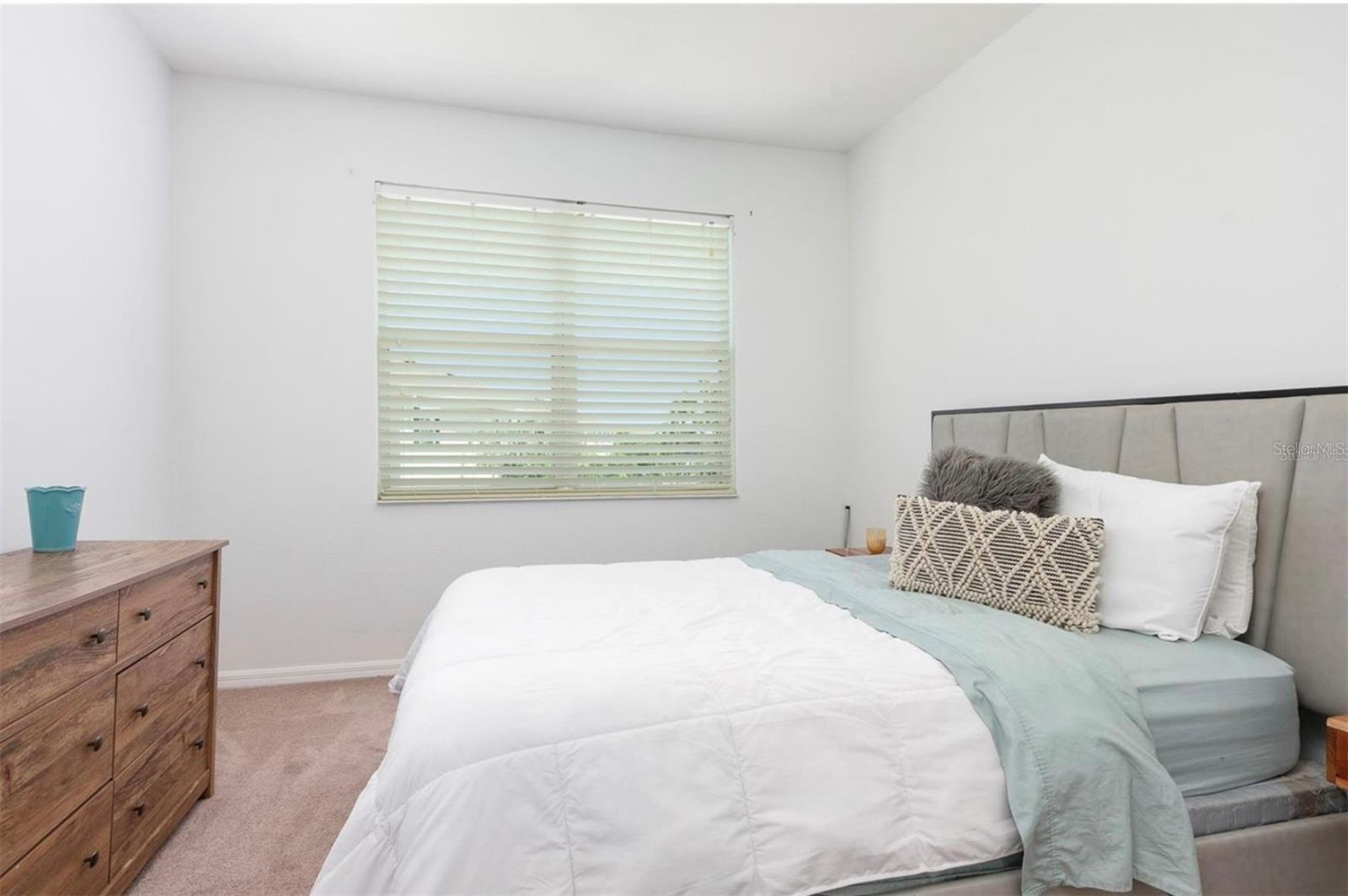 VENETIAN HARBOR - Residential