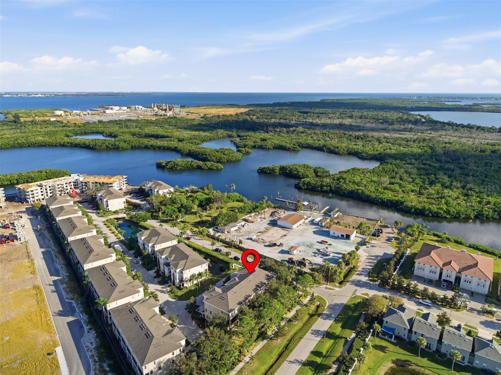 VENETIAN HARBOR - Residential