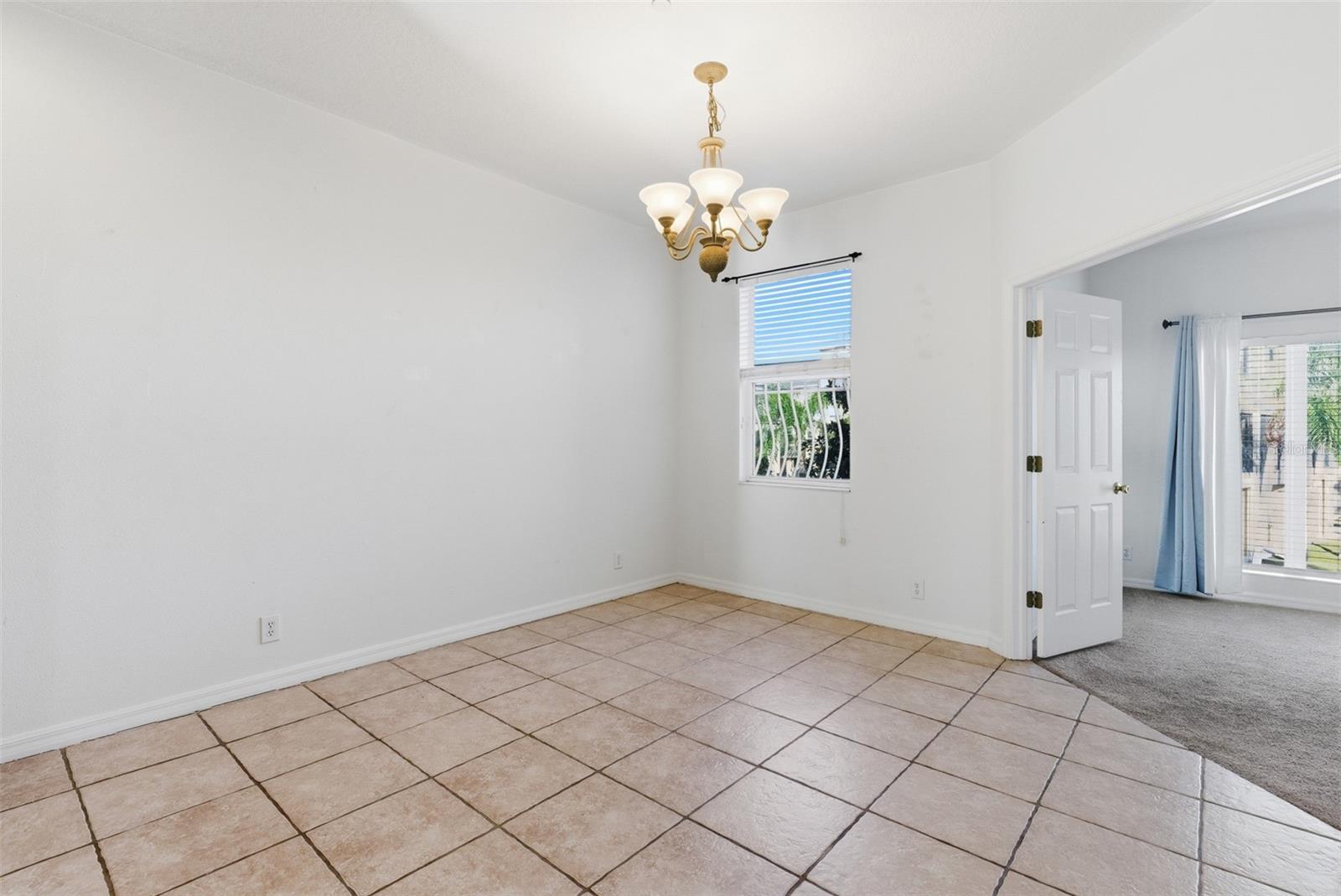 VENETIAN HARBOR - Residential