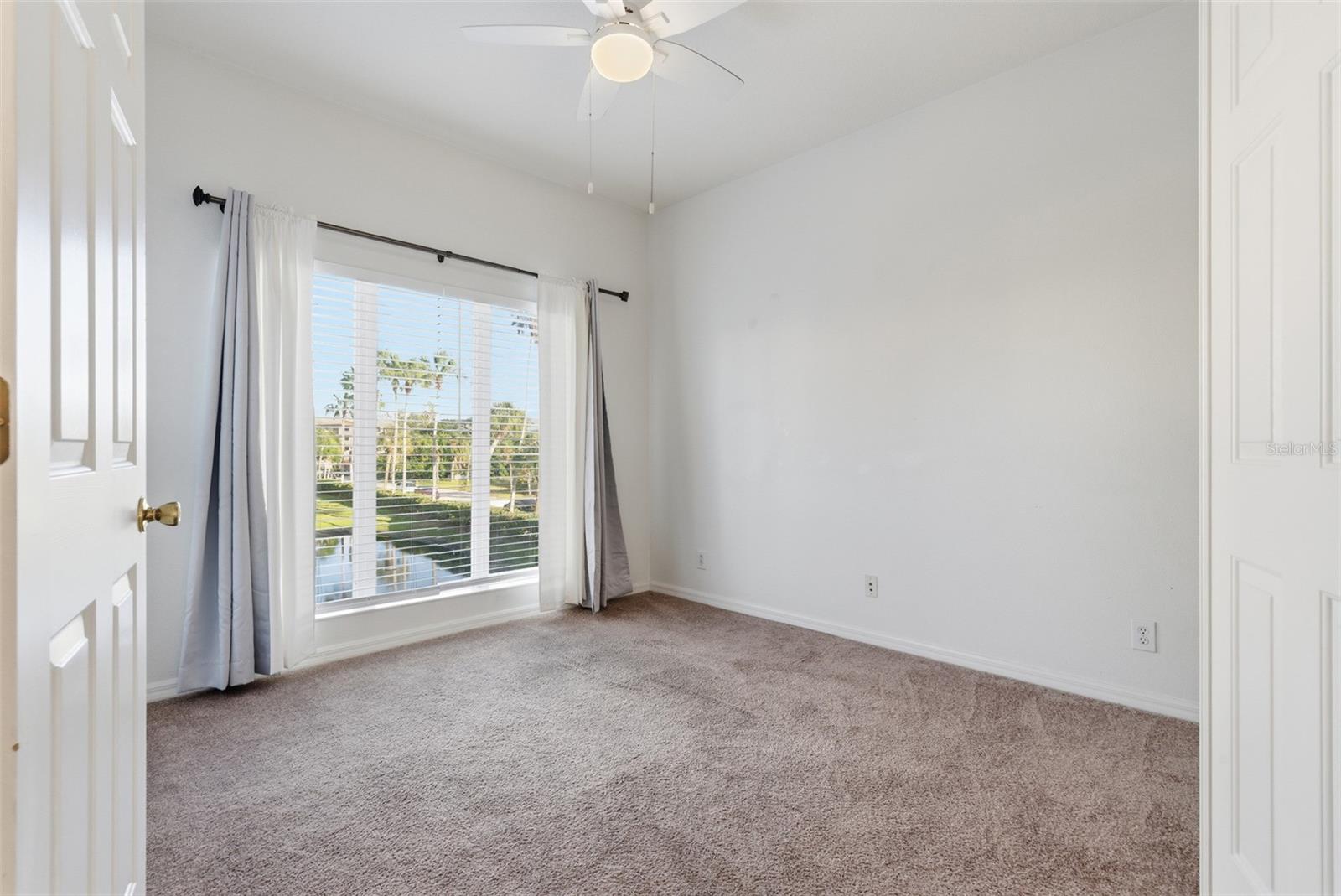 VENETIAN HARBOR - Residential