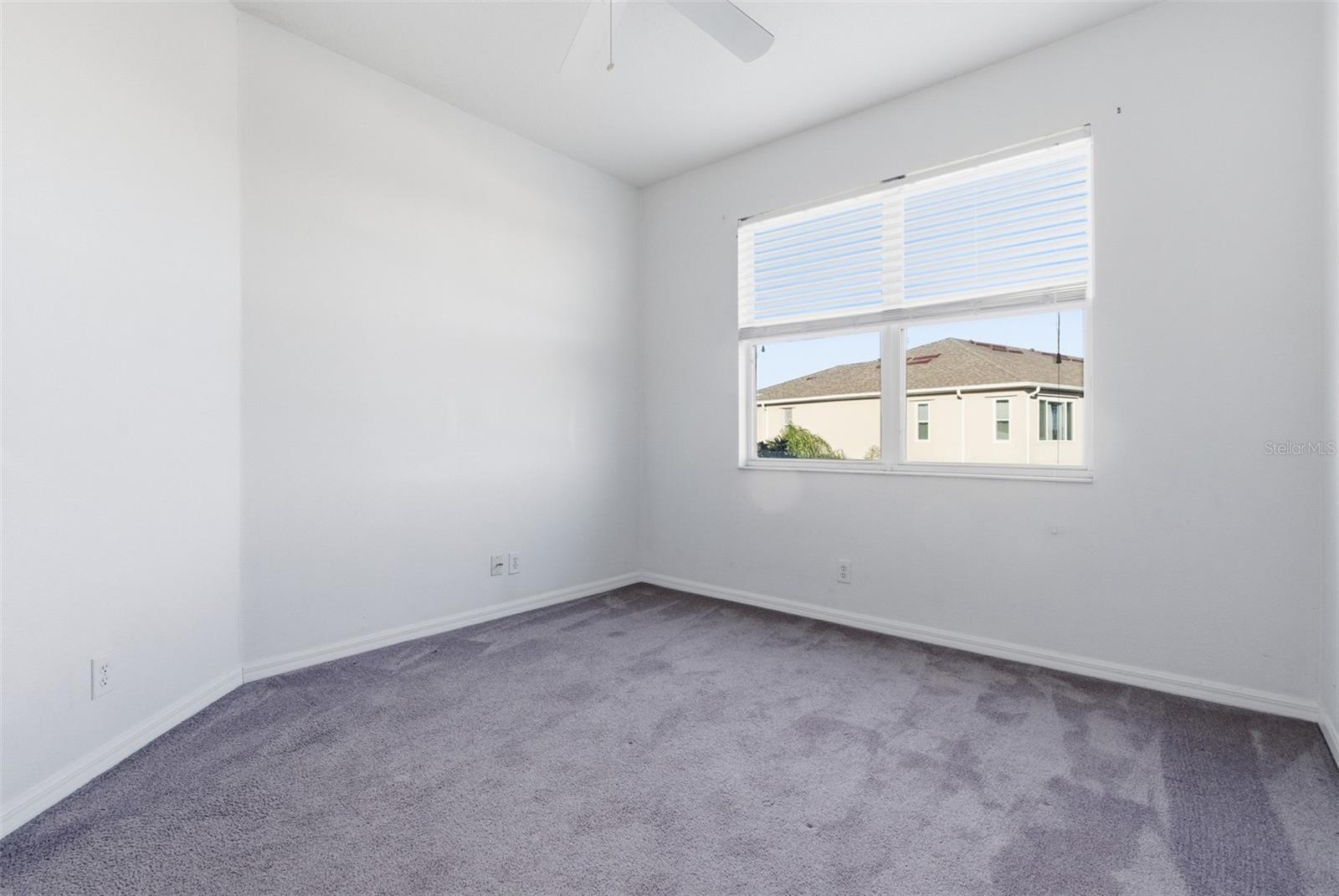 VENETIAN HARBOR - Residential