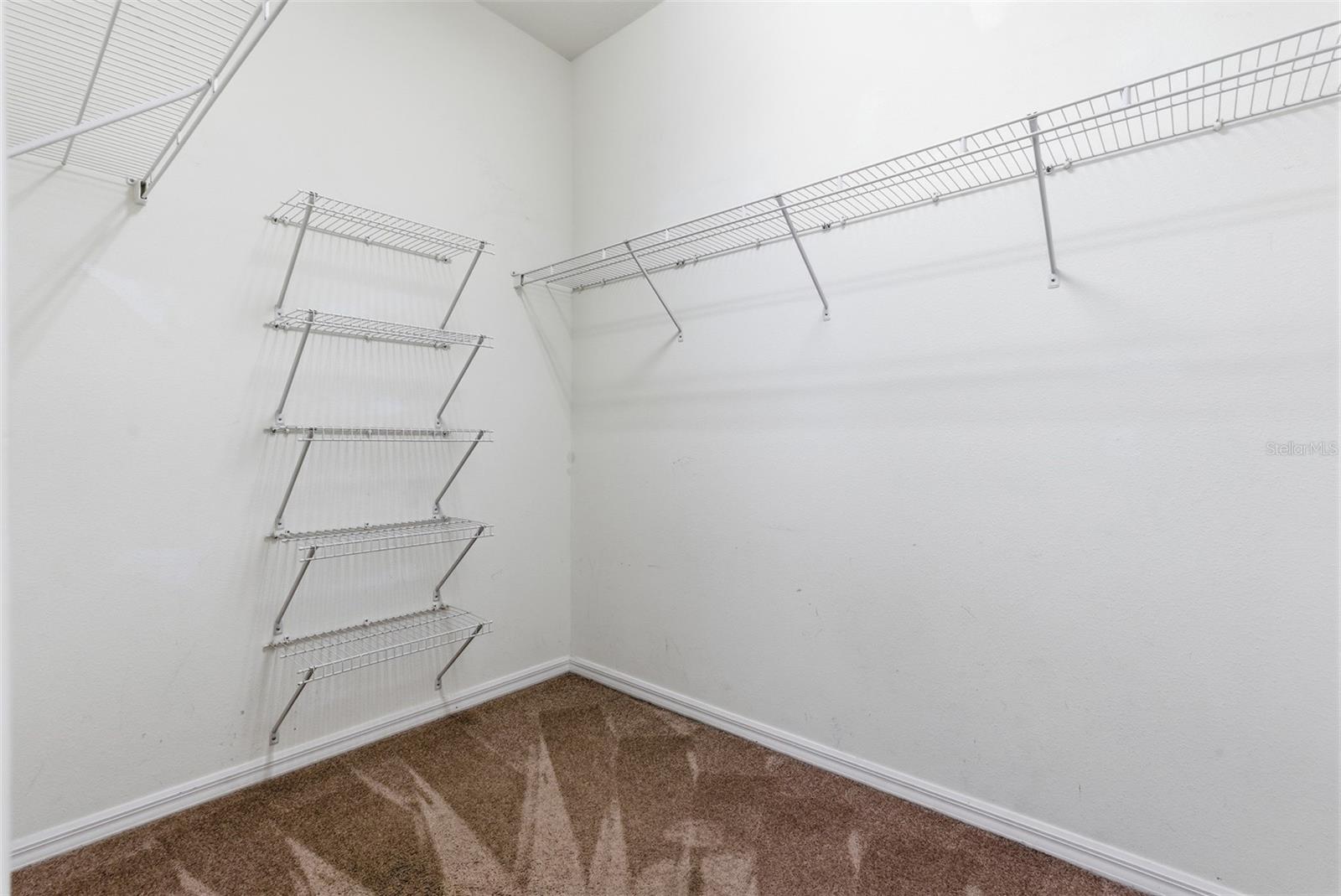 VENETIAN HARBOR - Residential