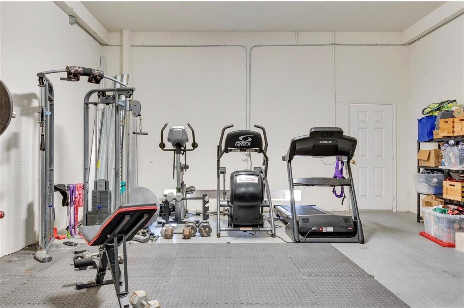 VENETIAN HARBOR - Residential