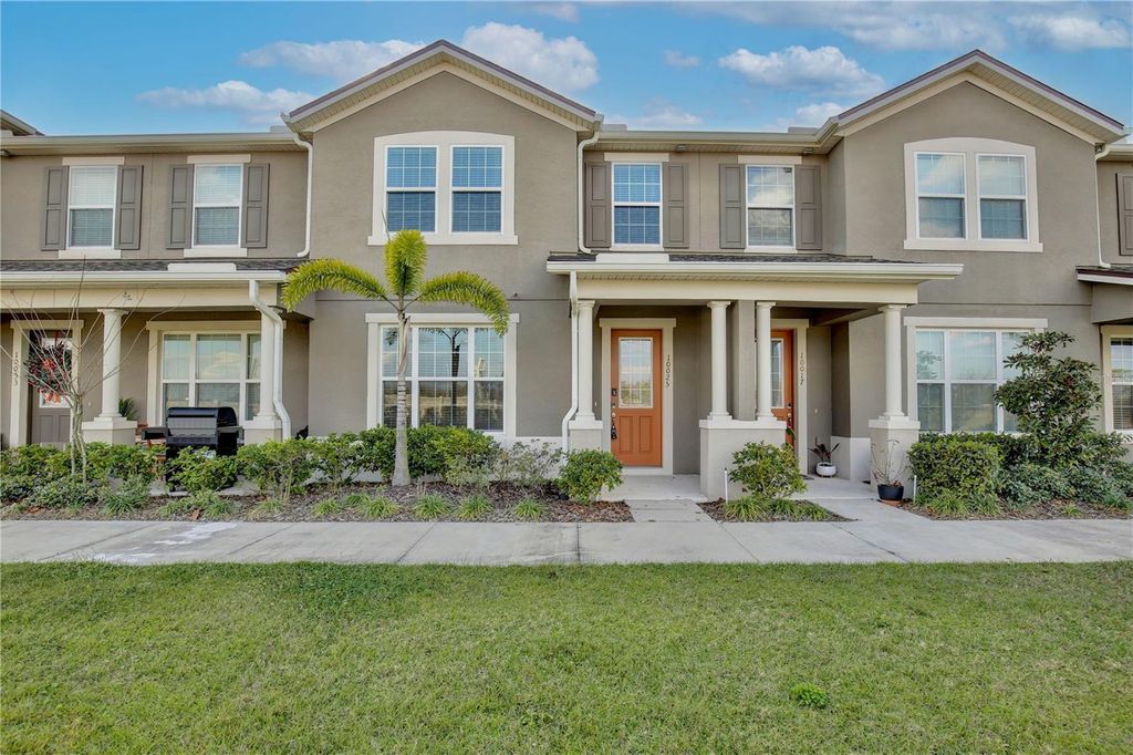 Photo of 10025 Eagle Rock Alley, Orlando, FL 32832 (MLS # O6396886)