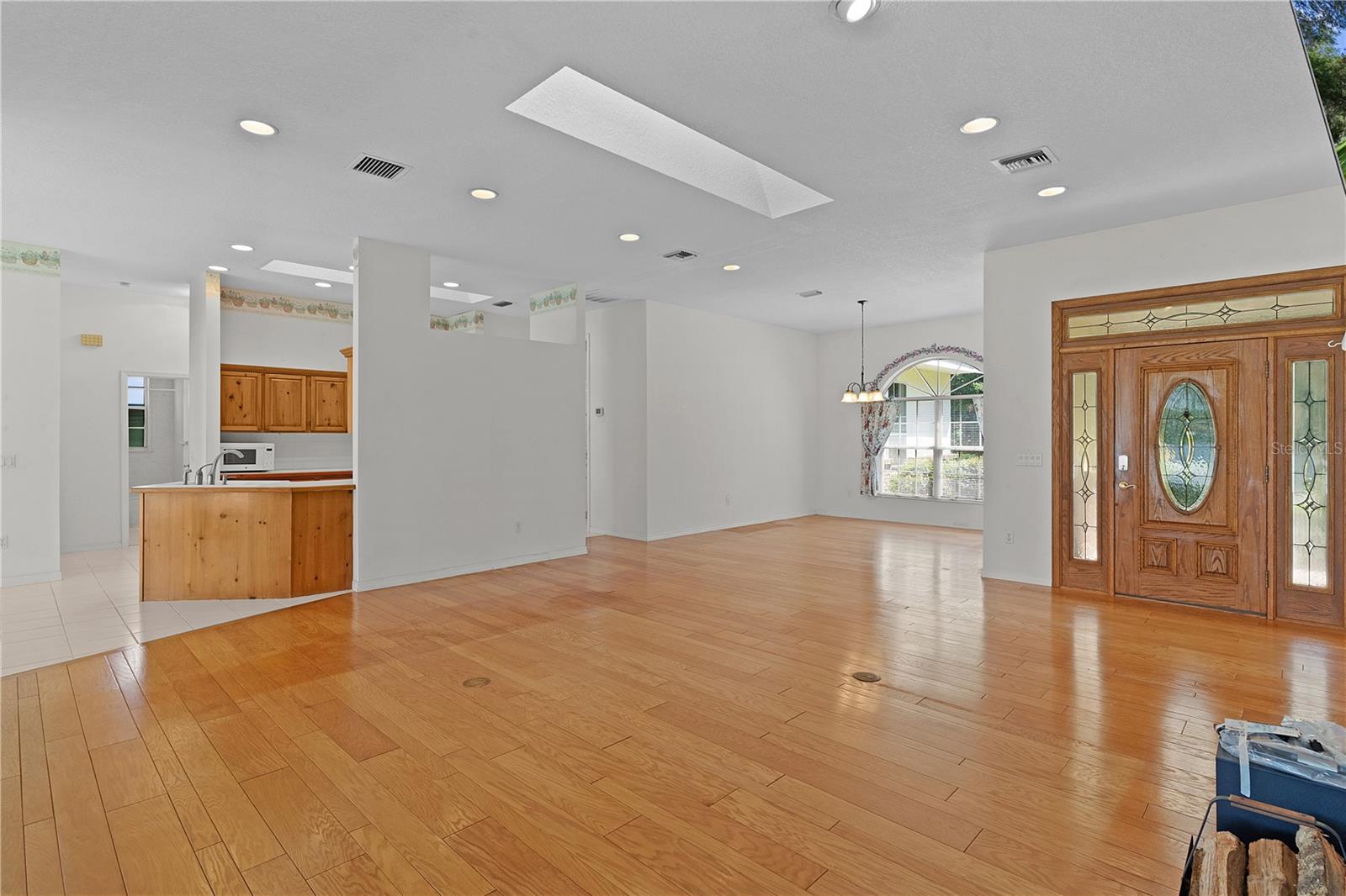 95 HICKORY LOOP