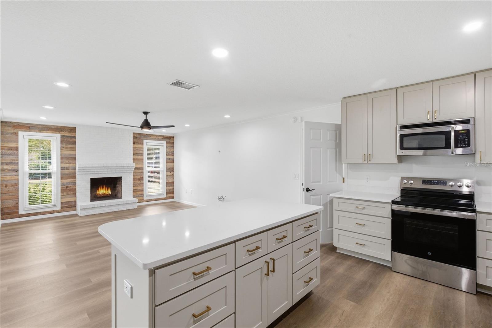 INDIAN TRAILS - Residential