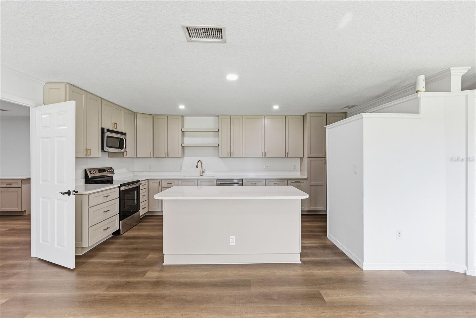 INDIAN TRAILS - Residential