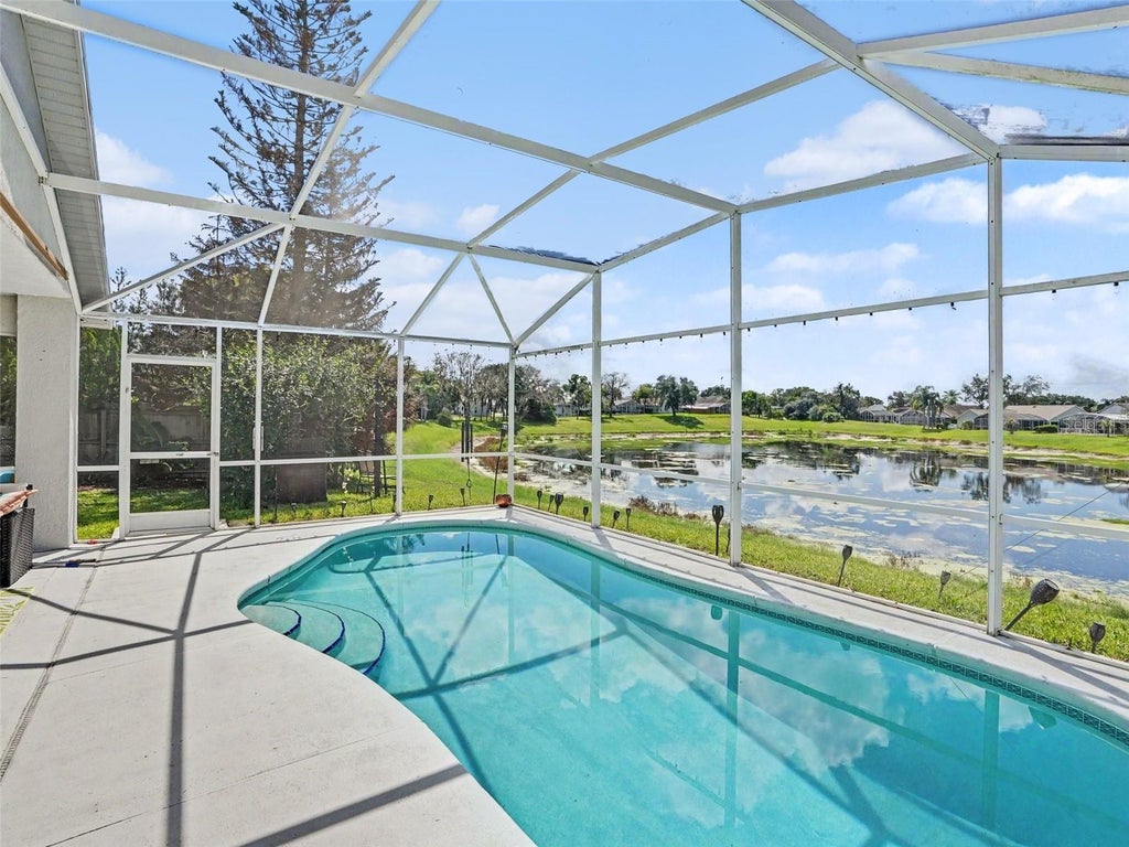 Photo of 511 Hanging Moss Road, Davenport, FL 33837 (MLS # TB8545069)