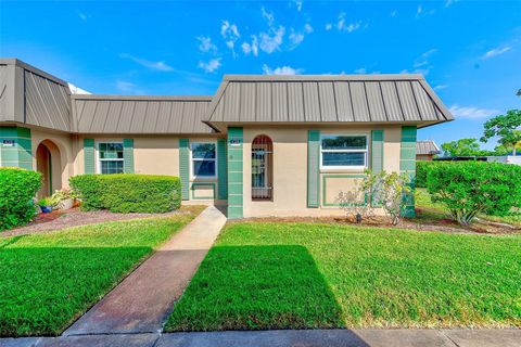 Photo of 4308 Summersun Drive, New Port Richey, FL 34652 (MLS # TB8439964) Photo of 4308 Summersun Drive, New Port Richey, FL 34652 (MLS # TB8439964)