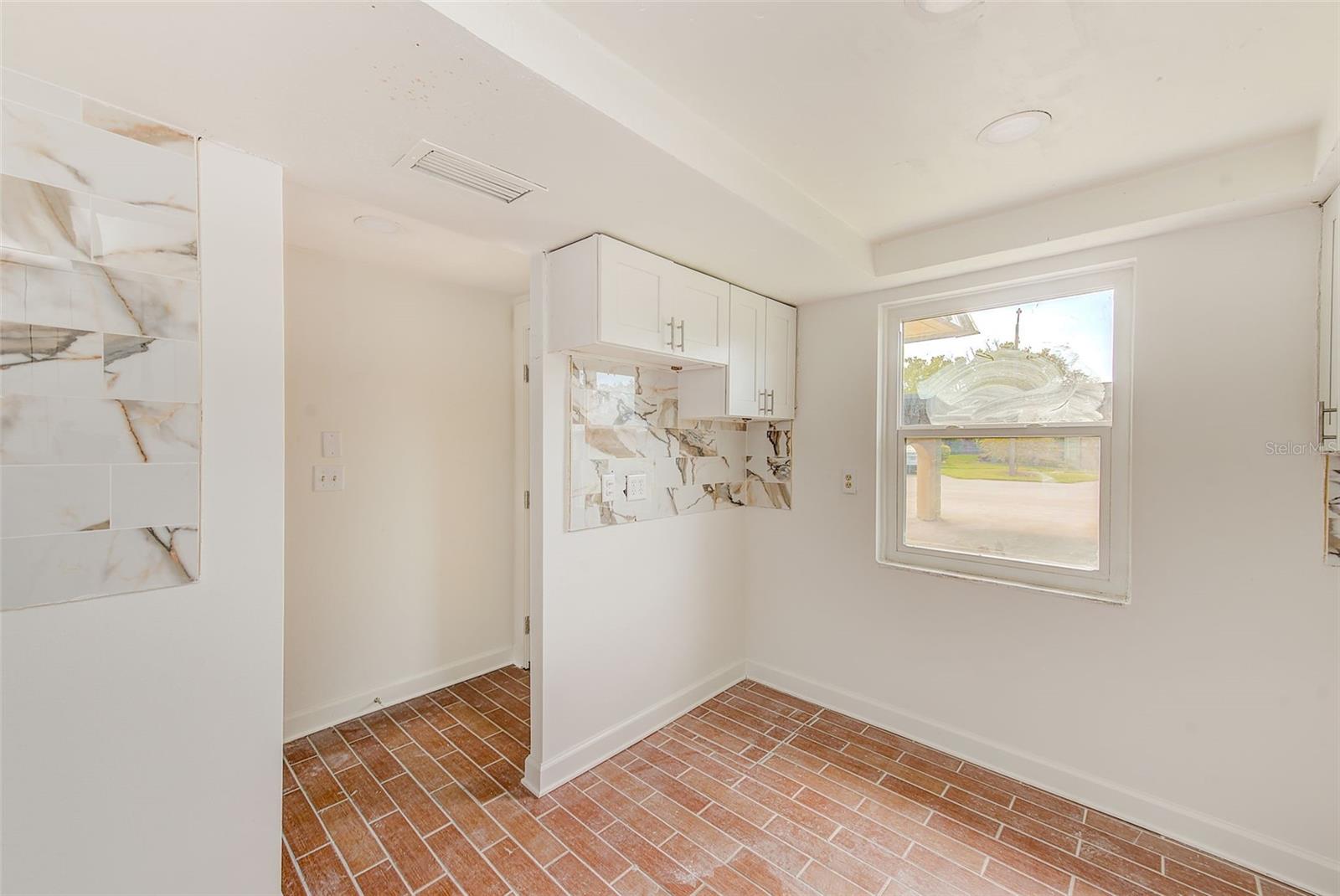 GARDENS BEACON SQUARE - Residential