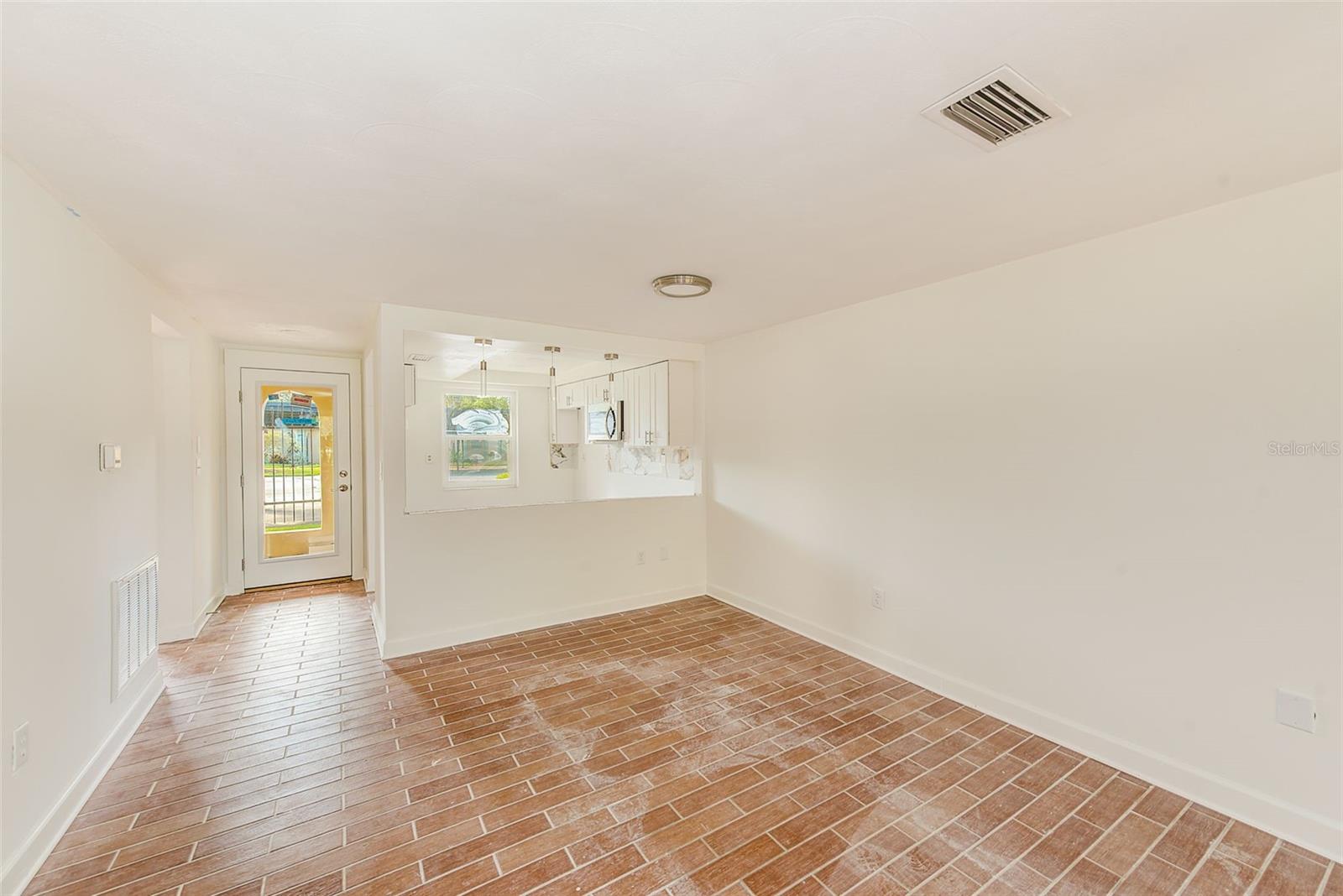 GARDENS BEACON SQUARE - Residential