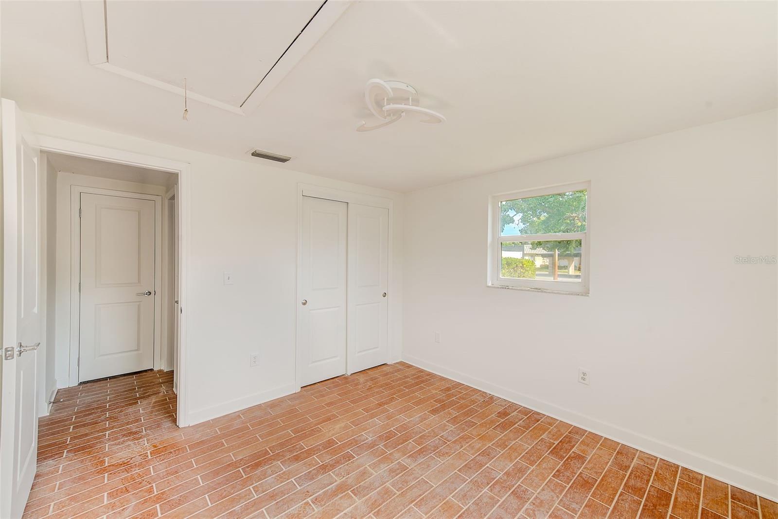 GARDENS BEACON SQUARE - Residential