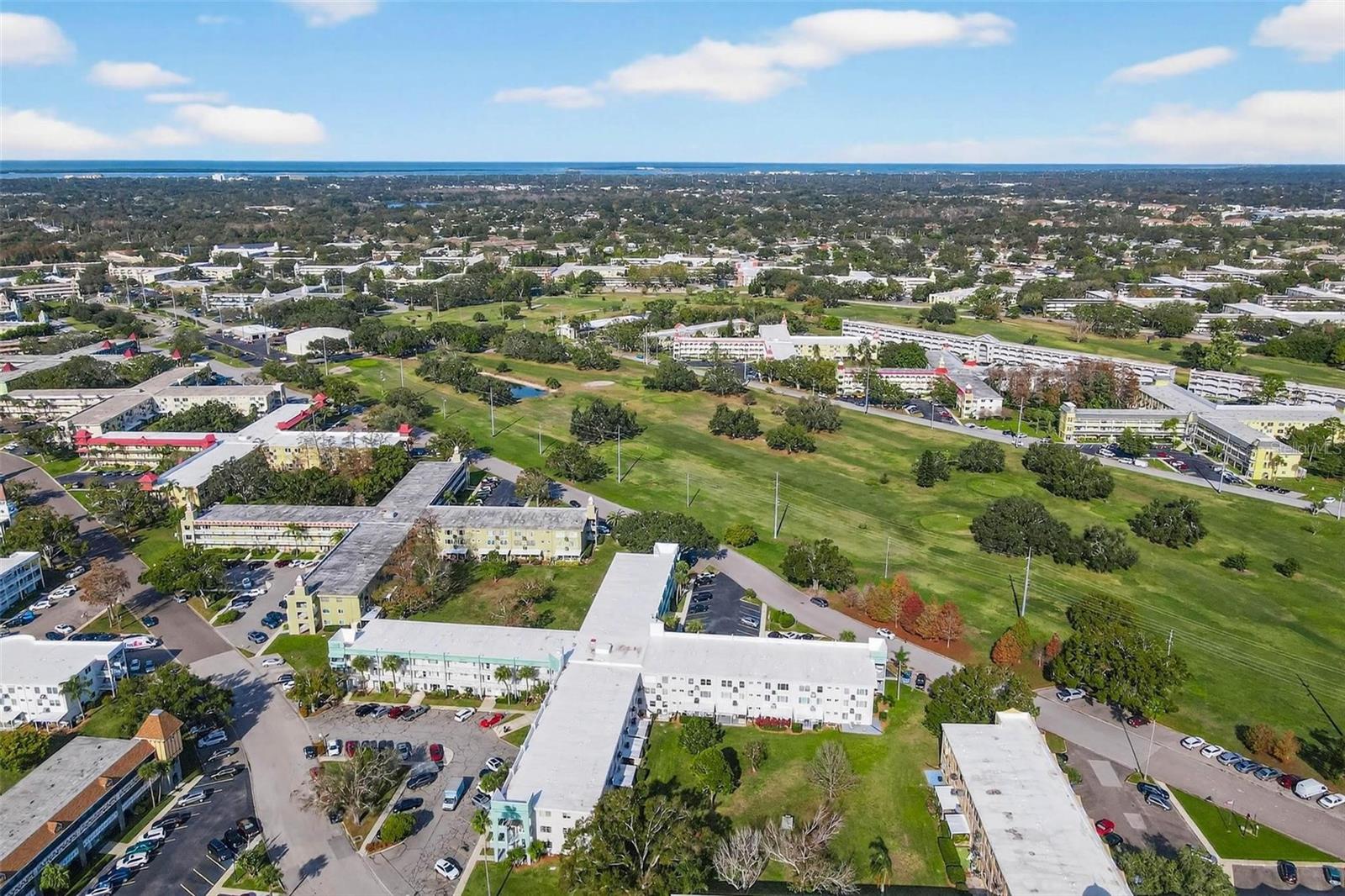 ON TOP OF THE WORLD - Residential