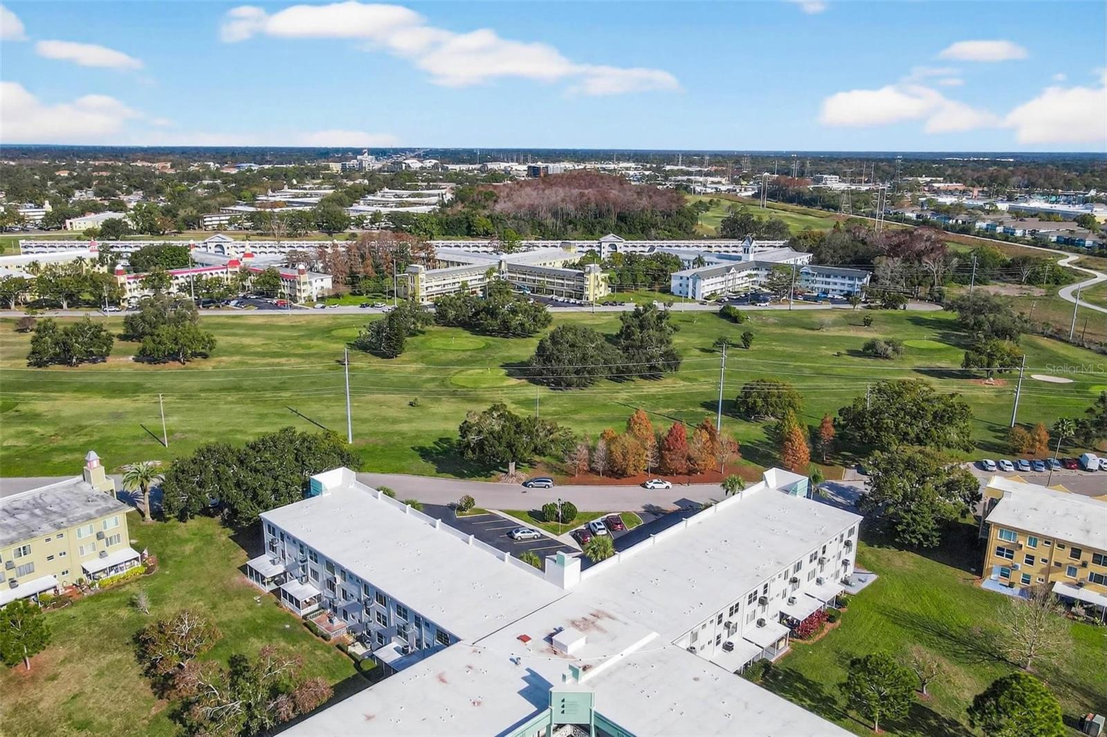 ON TOP OF THE WORLD - Residential