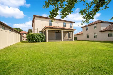 A home in LAKELAND