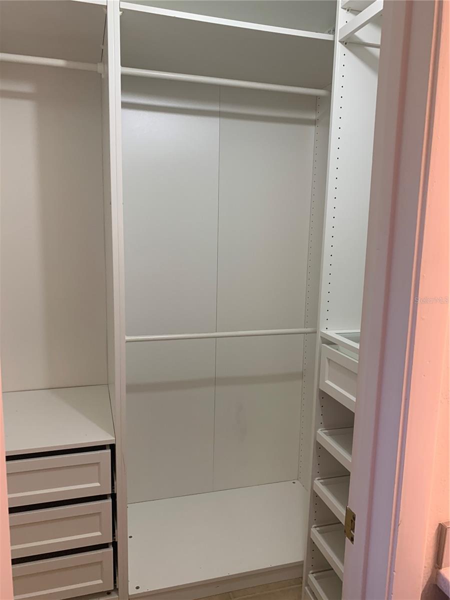 OLD ISLAND INN CONDO - Residential Lease