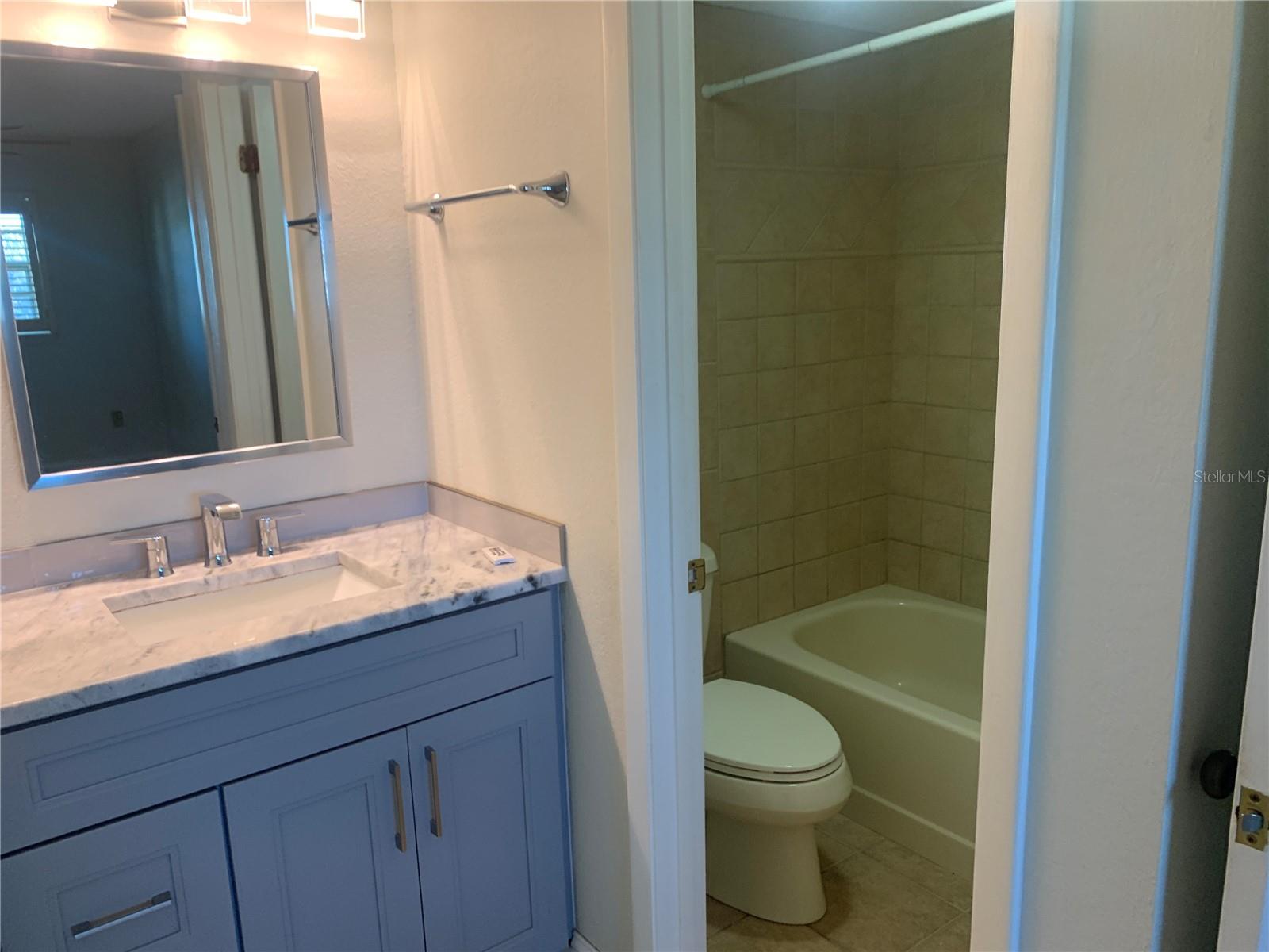 OLD ISLAND INN CONDO - Residential Lease